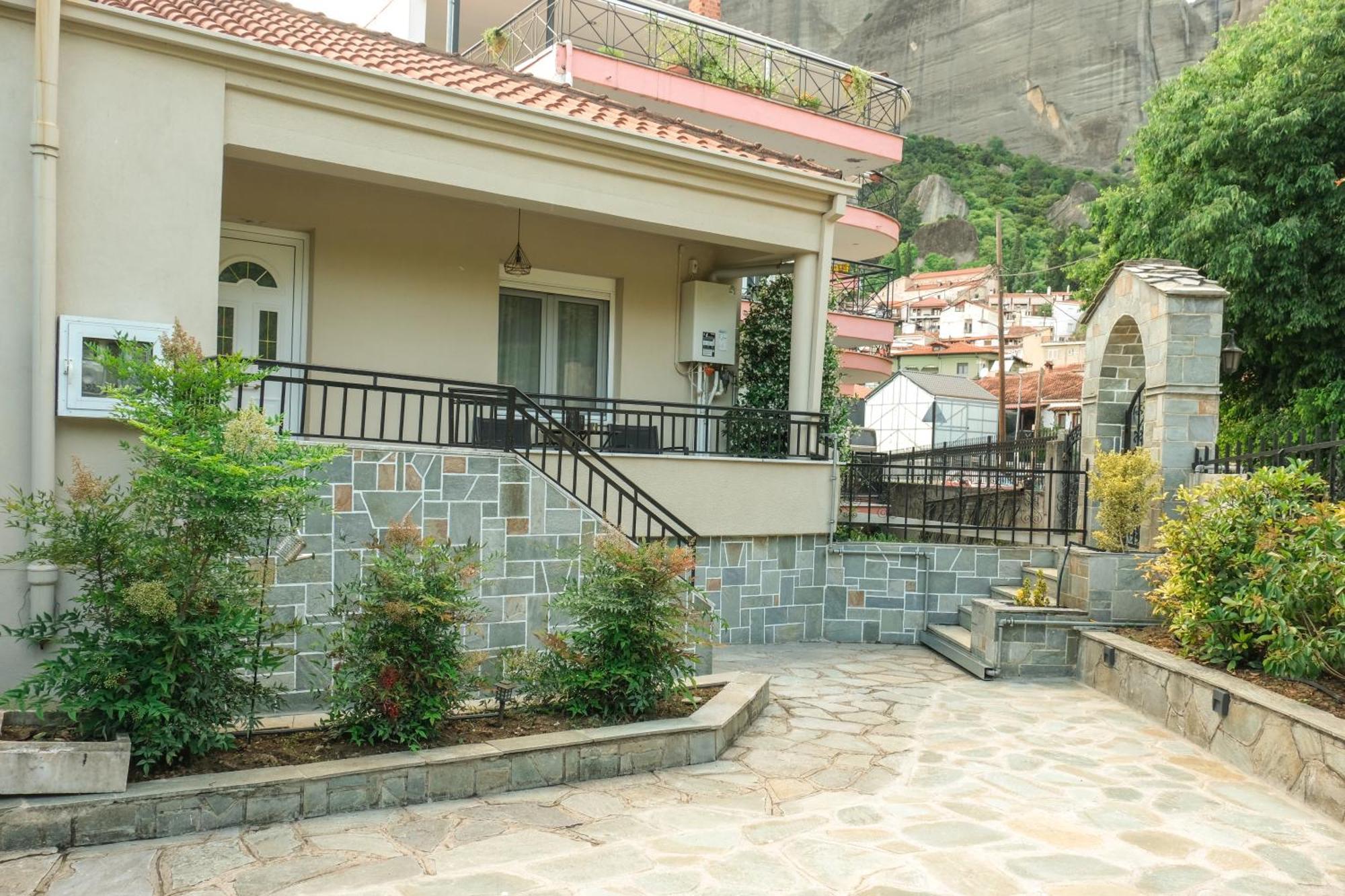 Chara'S Luxury Home Kalambaka Bagian luar foto